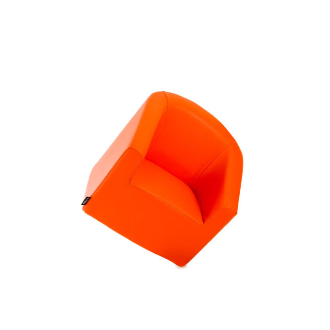 Fauteuil pour enfant de coiffure orange flashy, assise en mousse haute densité, tapisserie skai