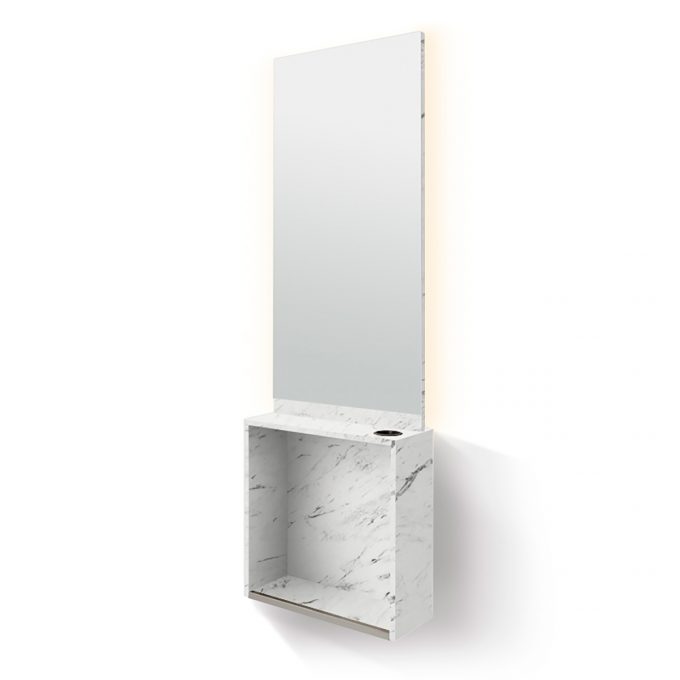 poste de coiffage mural avec caisson en stratifié effet marbre blanc et grand miroir avec éclairage led