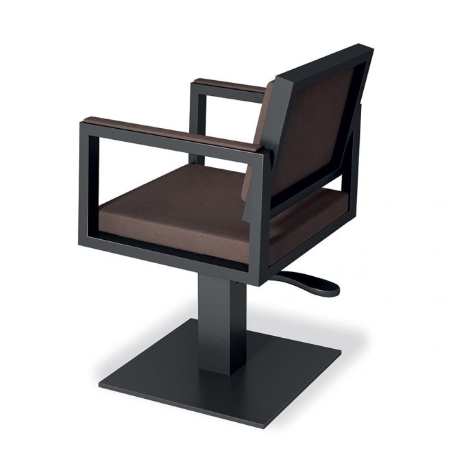 fauteuil de coiffeur style industriel en métal noir mat avec grand pied carré et tapisserie en similicuir