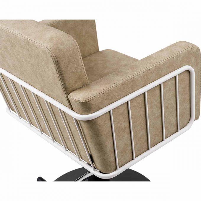 Chaise de coiffure avec structure métallique blanche et pompe hydraulique incluse