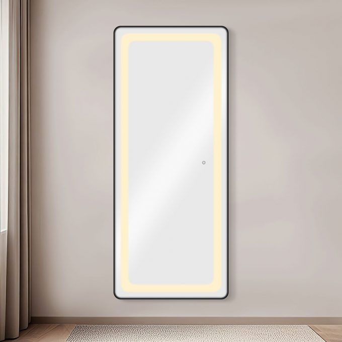 Grand miroir avec éclairage LED réglable au niveau de l'intensité et température de la couleur, disponible en contour, noir, gold et silver