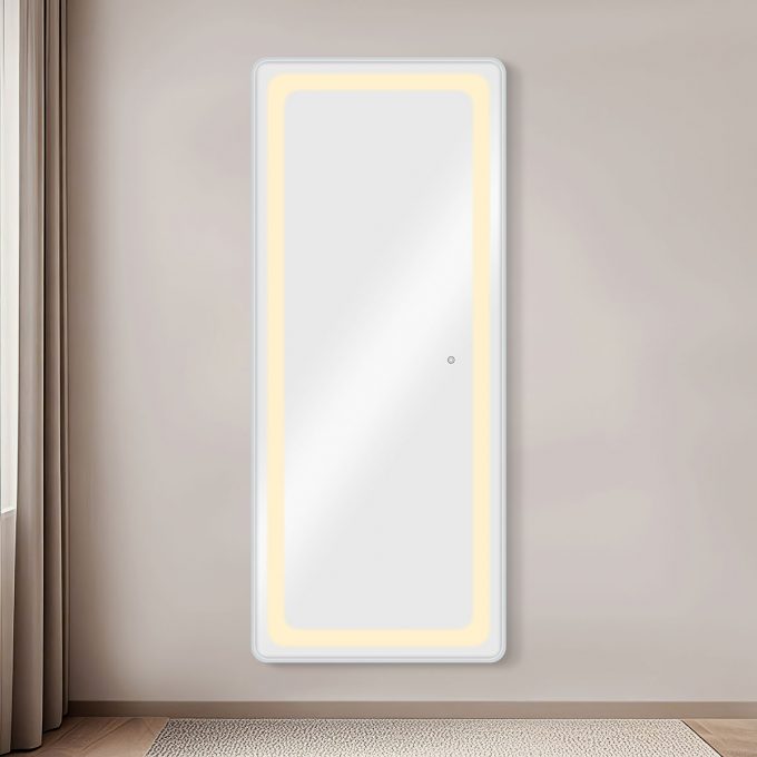 Grand miroir avec éclairage LED réglable au niveau de l'intensité et température de la couleur, disponible en contour, noir, gold et silver