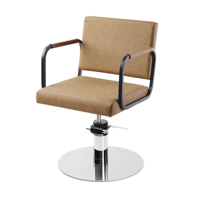Fauteuil de coiffage Yu-r structure en métal noir, accoudoirs arrondis avec rembourrage mousse, tapisserie en similicuir, base ronde inox